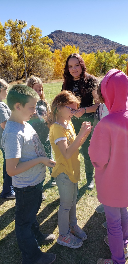 Astronomy Students with 4th Graders